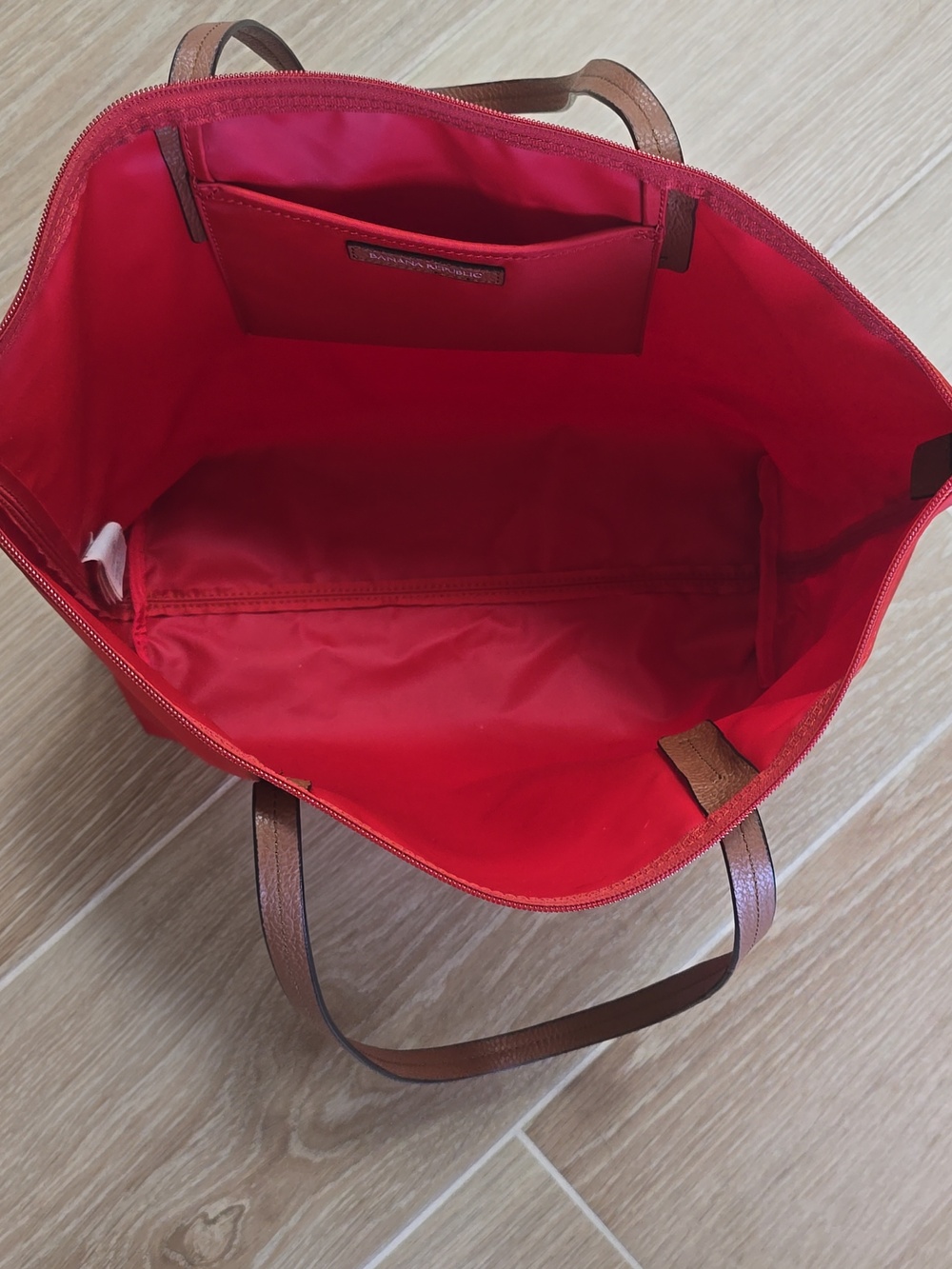 Banana Republic Tote Bag - Picture 7 of 8